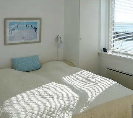 Mon Two-bedroom 03